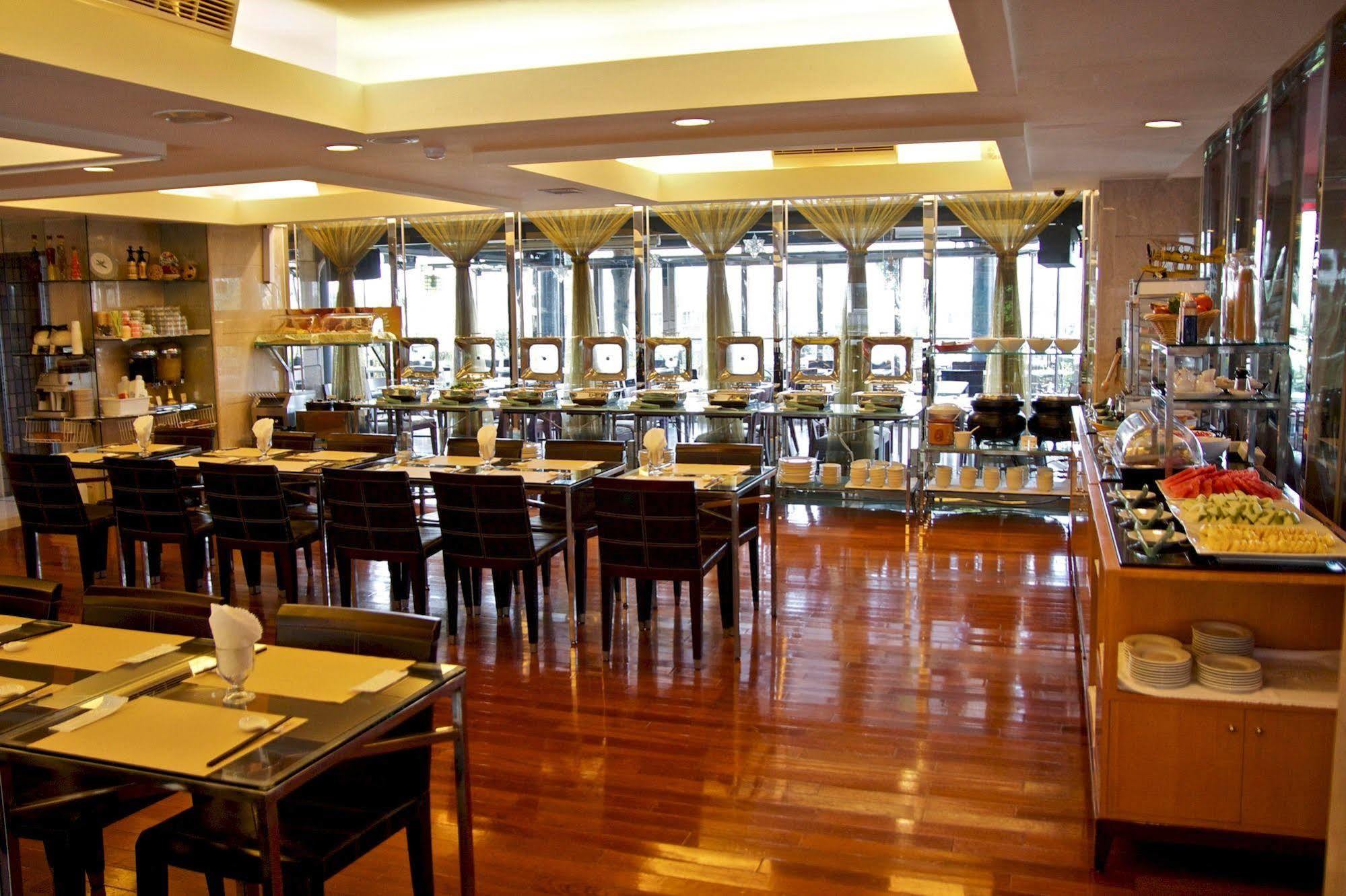 Hotel Les Champs Jiaoxi Exterior foto