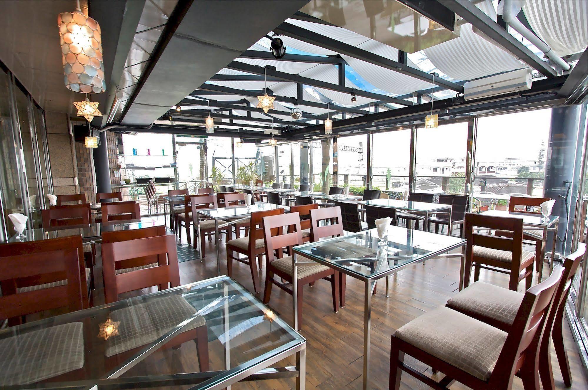 Hotel Les Champs Jiaoxi Exterior foto